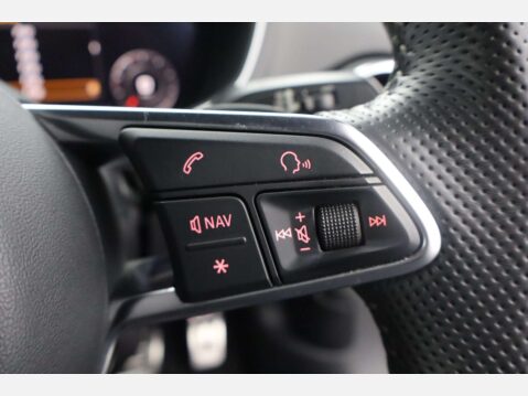 Audi TT 2.0 TT Black Edition TFSI Semi-Auto 3dr 38