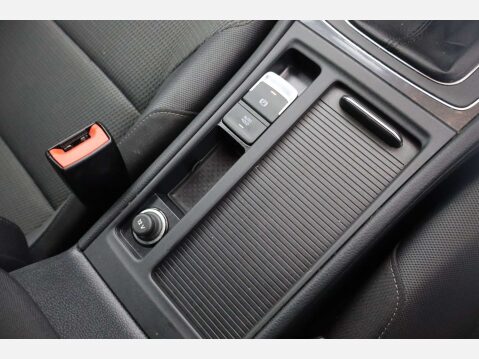 Volkswagen Golf 1.5 Golf Match TSi Evo 5dr 33