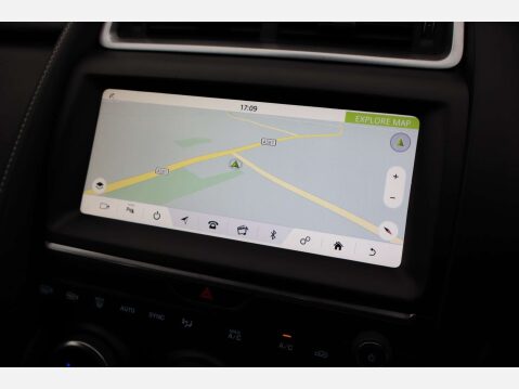 Jaguar E-Pace 2.0 E-Pace R-Dynamic S D AWD 4WD 5dr 13