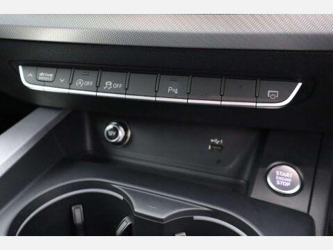 Audi A4 2.0 A4 Sport 35 TDI Semi-Auto 4dr 35