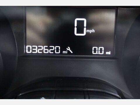 Peugeot 208 1.2 208 Signature PureTech S/S 5dr 26