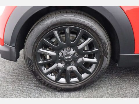 Mini Hatch 1.5 Cooper Classic Auto 3dr 45