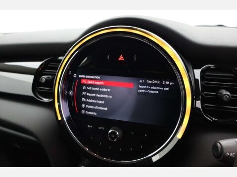 Mini Hatch 1.5 Cooper Classic Auto 3dr 32