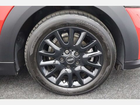 Mini Hatch 1.5 Cooper Classic Auto 3dr 44