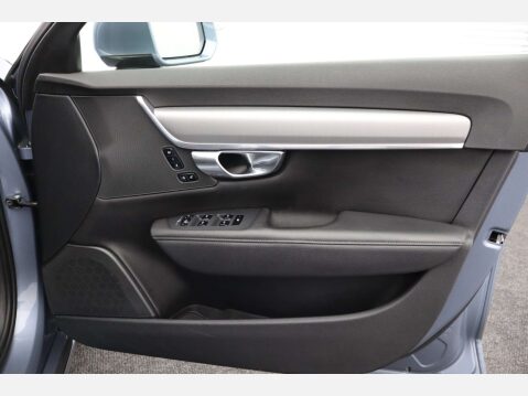 Volvo V90 2.0 V90 Momentum+ T4 Auto 5dr 19