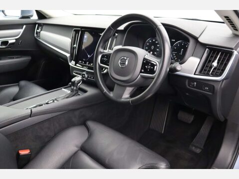 Volvo V90 2.0 V90 Momentum+ T4 Auto 5dr 12