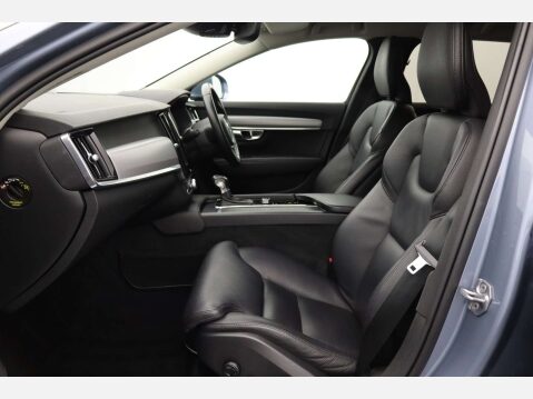 Volvo V90 2.0 V90 Momentum+ T4 Auto 5dr 10