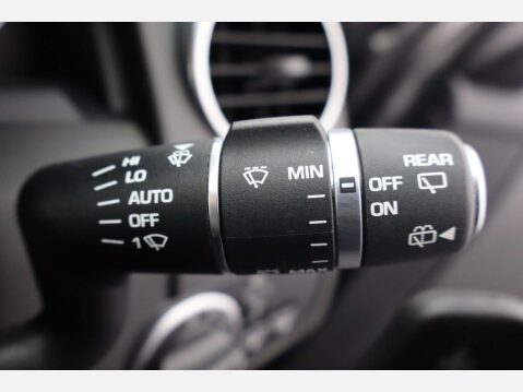 Land Rover Discovery 3.0 Discovery Graphite SDV6 Auto 4WD 5dr 28