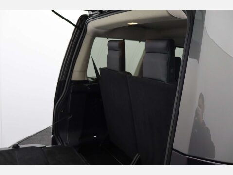 Land Rover Discovery 3.0 Discovery Graphite SDV6 Auto 4WD 5dr 40