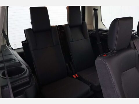 Land Rover Discovery 3.0 Discovery Graphite SDV6 Auto 4WD 5dr 14