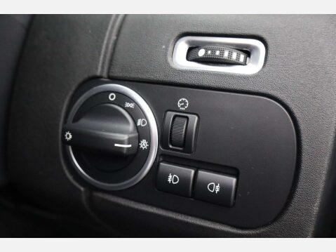 Land Rover Discovery 3.0 Discovery Graphite SDV6 Auto 4WD 5dr 24