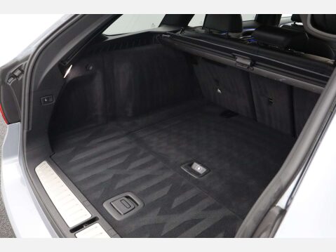 BMW 5 Series 2.0 520d xDrive M Sport Auto 4WD 5dr 43