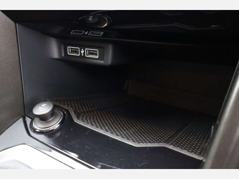 Volkswagen T-Roc 1.5 T-Roc SE TSi Evo 5dr 32