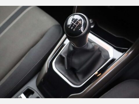 Volkswagen T-Roc 1.5 T-Roc SE TSi Evo 5dr 33