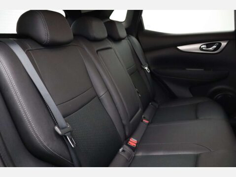 Nissan Qashqai 1.5 Qashqai N-Connecta dCi 5dr 42