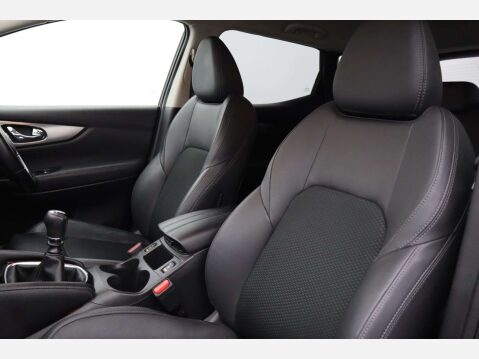 Nissan Qashqai 1.5 Qashqai N-Connecta dCi 5dr 48