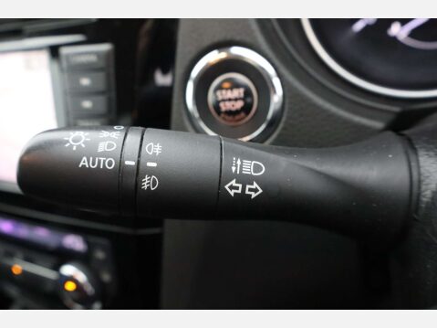 Nissan Qashqai 1.5 Qashqai N-Connecta dCi 5dr 28