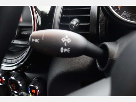 Mini Hatch 1.5 Cooper D 3dr 29