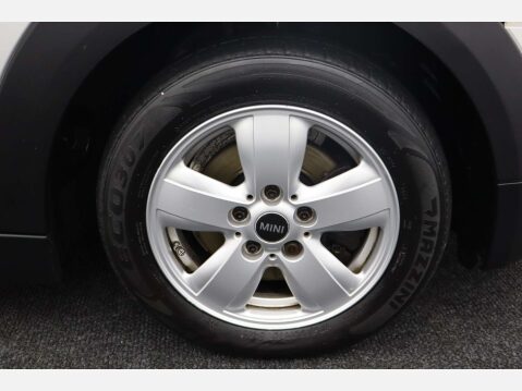 Mini Hatch 1.5 Cooper D 3dr 42