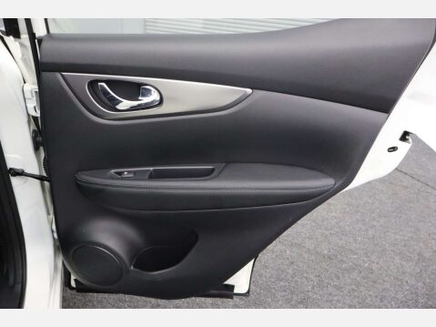 Nissan Qashqai 1.5 Qashqai N-Connecta dCi 5dr 22