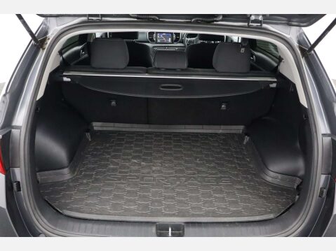 Kia Sportage 1.7 Sportage 2 CRDi ISG 5dr 17