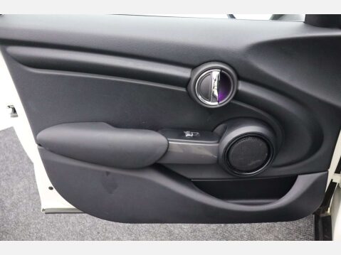 Mini Hatch 1.5 Cooper 5dr 34