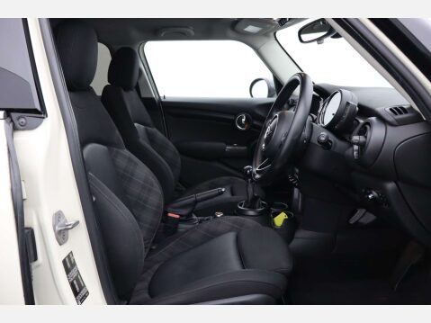 Mini Hatch 1.5 Cooper 5dr 2