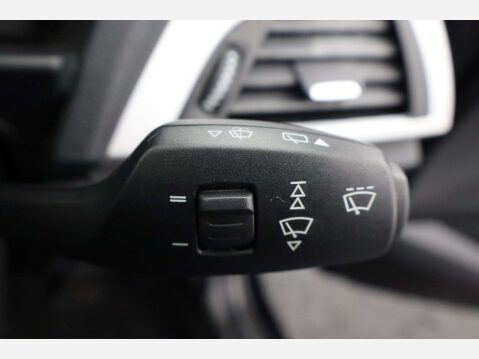 BMW 1 Series 2.0 120D SE Auto 5dr 25