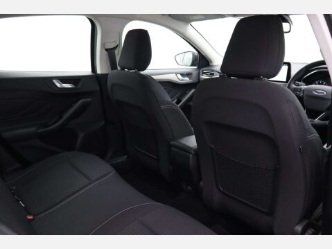 Ford Focus 1.0 Focus Titanium 5dr 20