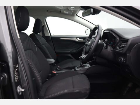 Ford Focus 1.0 Focus Titanium 5dr 2