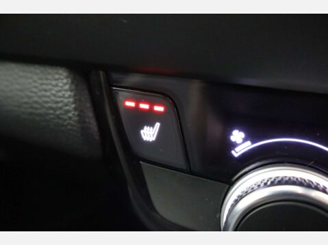 Honda Jazz 1.5 Jazz Crosstar EX i-MMD CVT 5dr 32