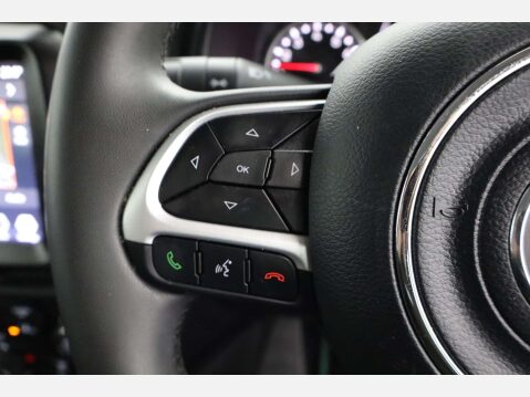 Jeep Renegade 1.3 Renegade Longitude Auto 5dr 35