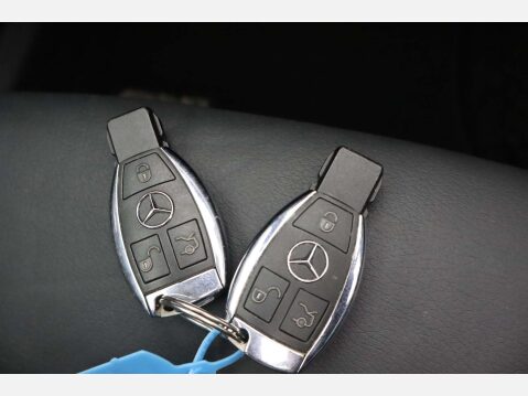 Mercedes-Benz GLC 2.0 GLC 250 AMG Line Premium+ 4Matic Auto 4WD 5dr 54