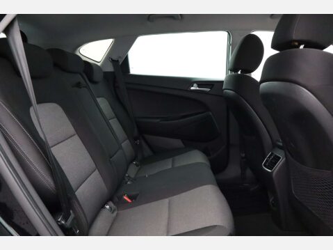 Hyundai TUCSON 1.6 Tucson SE Nav GDi 2WD 5dr 21