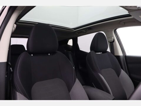 Nissan Qashqai 1.2 Qashqai N-Connecta DiG-T 5dr 13