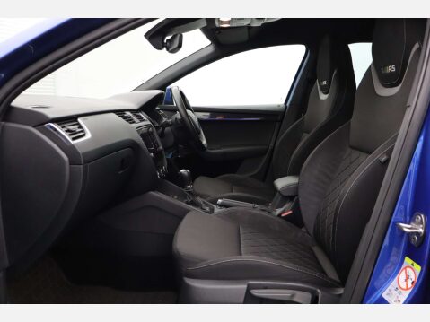 Skoda Octavia 2.0 Octavia vRS TSi Semi-Auto 5dr 32