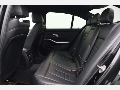 BMW 3 Series 2.0 320I M Sport Auto 4dr 29