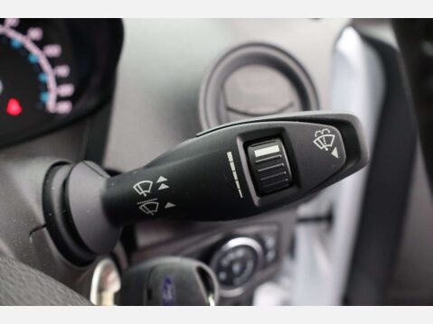 Ford Transit Courier 1.0 Transit Courier Base 37