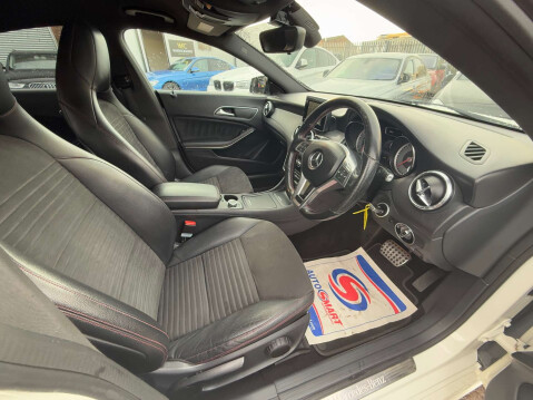 Mercedes-Benz CLA Class 1.8 CLA 200 AMG Sport CDi Auto 4dr 3