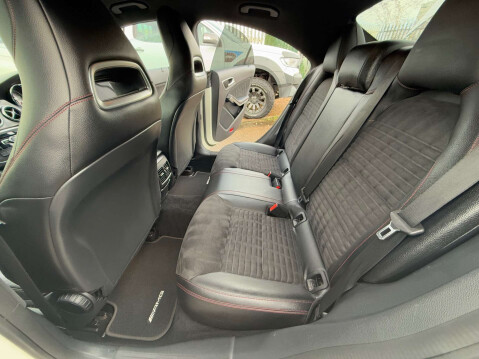 Mercedes-Benz CLA Class 1.8 CLA 200 AMG Sport CDi Auto 4dr 34