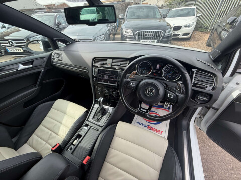 Volkswagen Golf 2.0 Golf R DSG 4WD 5dr 31
