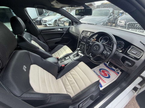 Volkswagen Golf 2.0 Golf R DSG 4WD 5dr 3