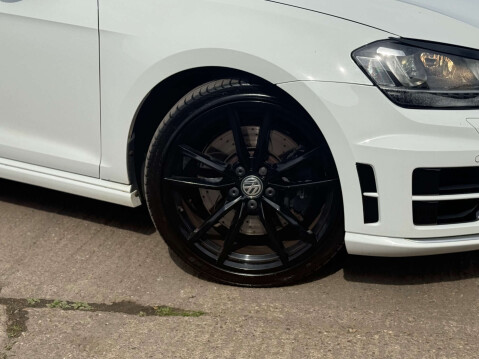 Volkswagen Golf 2.0 Golf R DSG 4WD 5dr 11