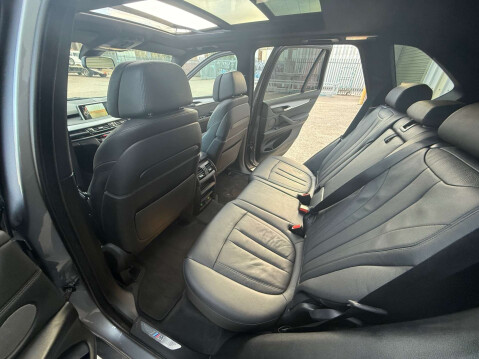 BMW X5 3.0 X5 M50D Auto 4WD 5dr 52