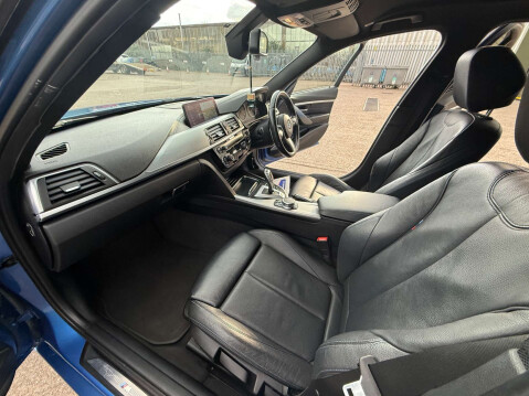 BMW 3 Series 2.0 330e M Sport Shadow Edition Auto 4dr 37