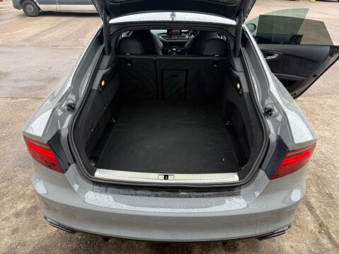 Audi A7 4.0 RS 7 Sportback TFSI V8 Quattro Auto 4WD 5dr 45