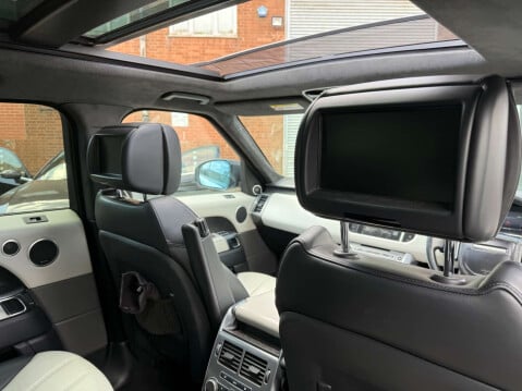 Land Rover Range Rover Sport 3.0 Range Rover Sport Autobiography Dynamic SDV6 Auto 4WD 5dr 9