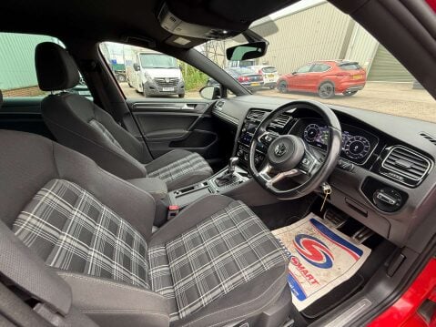 Volkswagen Golf 2.0 Golf GTD TDI Semi-Auto 5dr 3