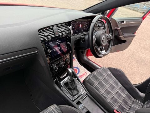 Volkswagen Golf 2.0 Golf GTD TDI Semi-Auto 5dr 9