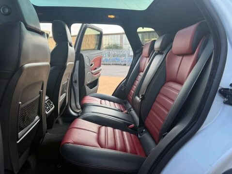 Land Rover Range Rover Evoque 2.0 Range Rover Evoque HSE Dynamic TD4 Auto 4WD 5dr 35